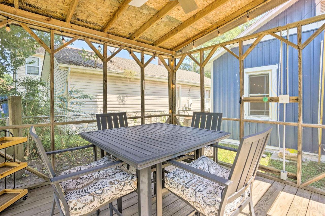 Chic Cottage With Private Yard Steps To Beach! Colonial Beach Bagian luar foto